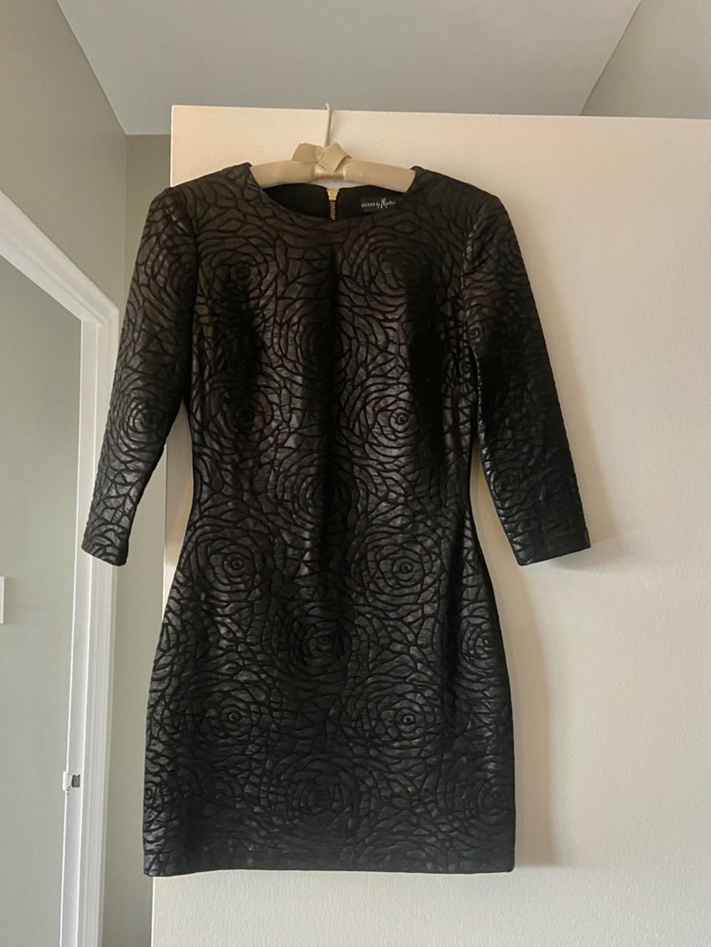 Guess by Marciano Black Textured Rose-Pattern Dress